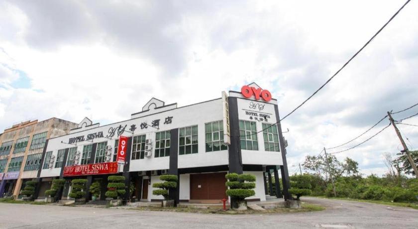 Oyo 89539 Hotel Siswa Kampar Exteriér fotografie